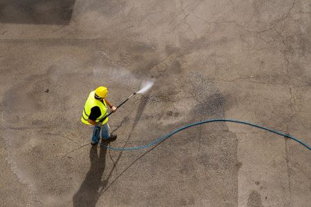 Tips On Finding A Reliable Pressure Washing Company